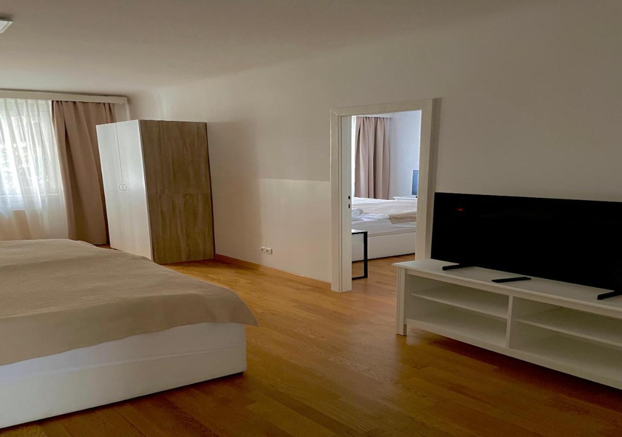 Apartment Wien Mitte Bagian luar foto